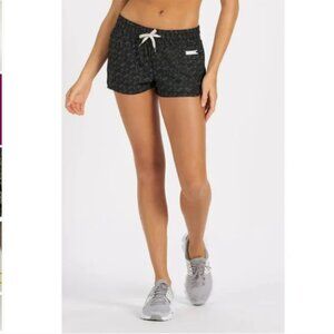 Vuori Black & Oregano Green Woodblock Pattern Clementine Shorts, Size M